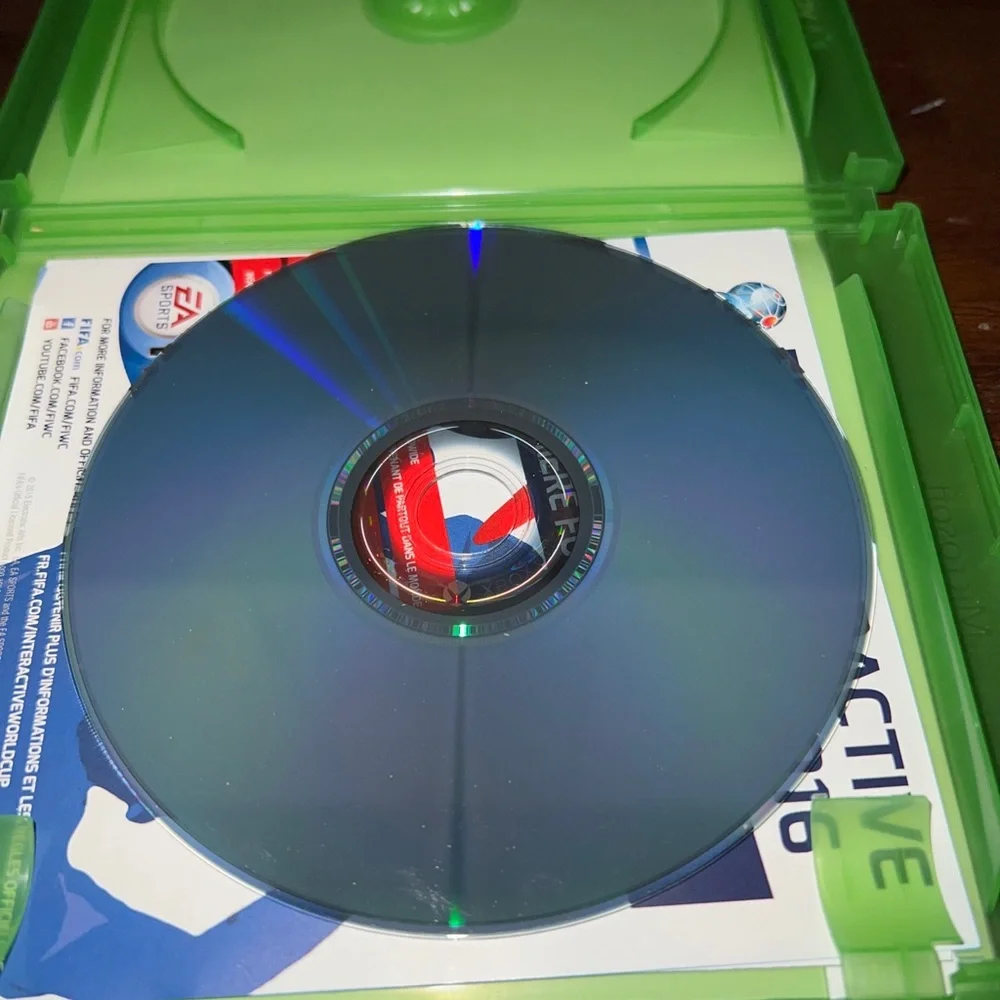FIFA 16 - Microsoft Xbox One - COMPLETE & MINT DISC